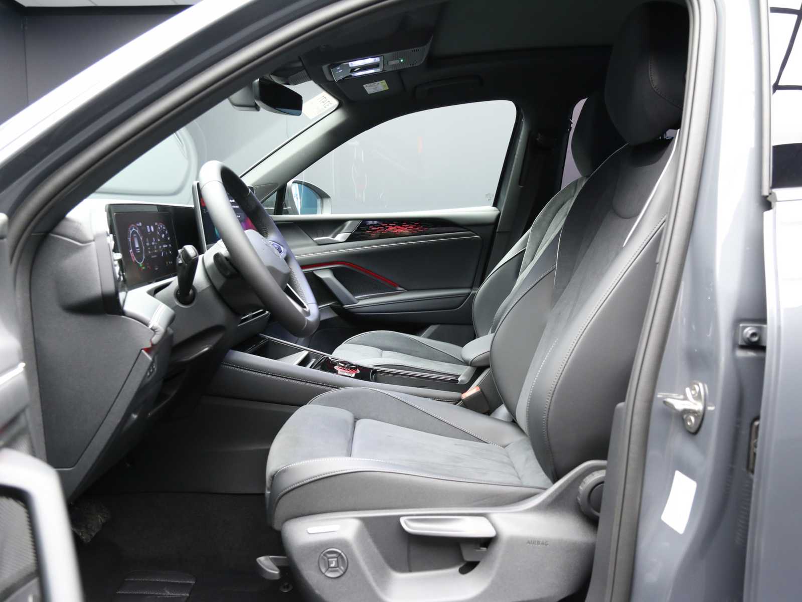 Volkswagen Tiguan 1.5 etsi Elegance 150cv dsg - foto 3 di 4
