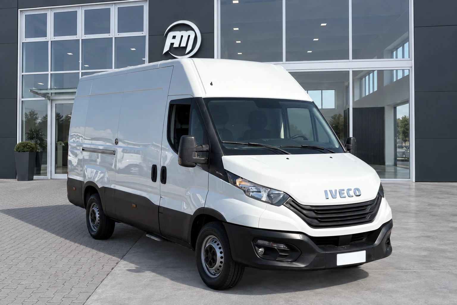 Iveco Daily V 35.14 2022 Daily L3H2 OFFICINA MOBILE 35S14 - foto 3 di 4