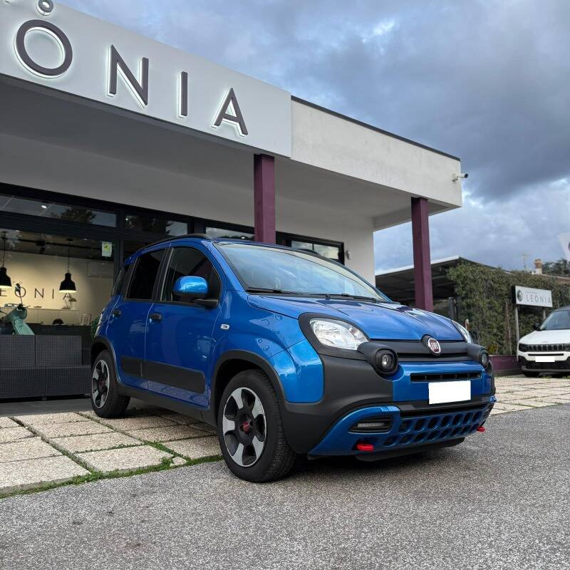 Fiat Panda 1.0 firefly hybrid Cross s&s 70cv 5 posti *GARANZIA 24 MESI*, del 2024, in vendita a Frascati (RM)