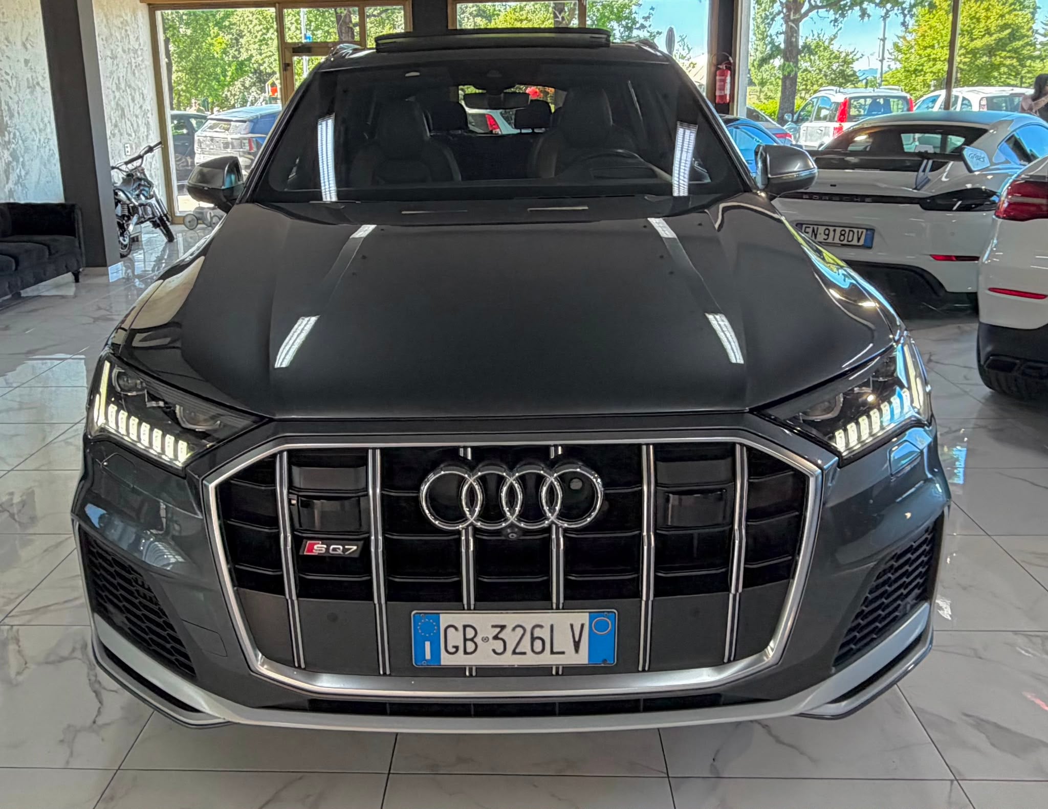 Audi SQ7 4.0 tdi quattro tiptronic 7p.ti IVA ESPOSTA+GANCIO TRAINO+ 7 POSTI - foto 2 di 4