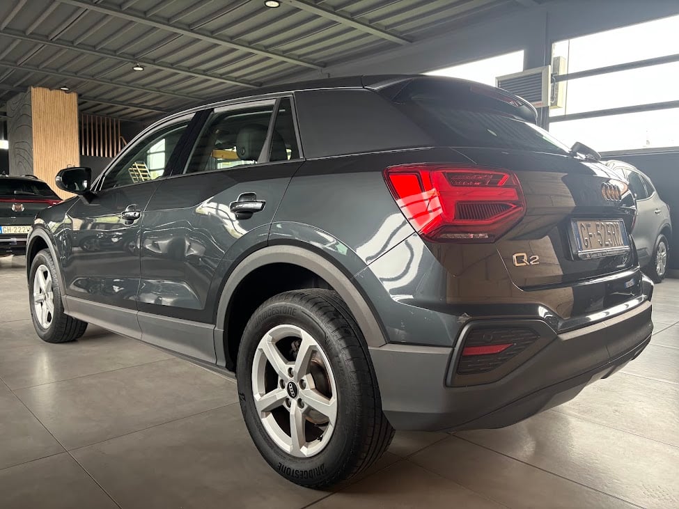 Audi Q2 35 tfsi Business Plus s-tronic - foto 2 di 4