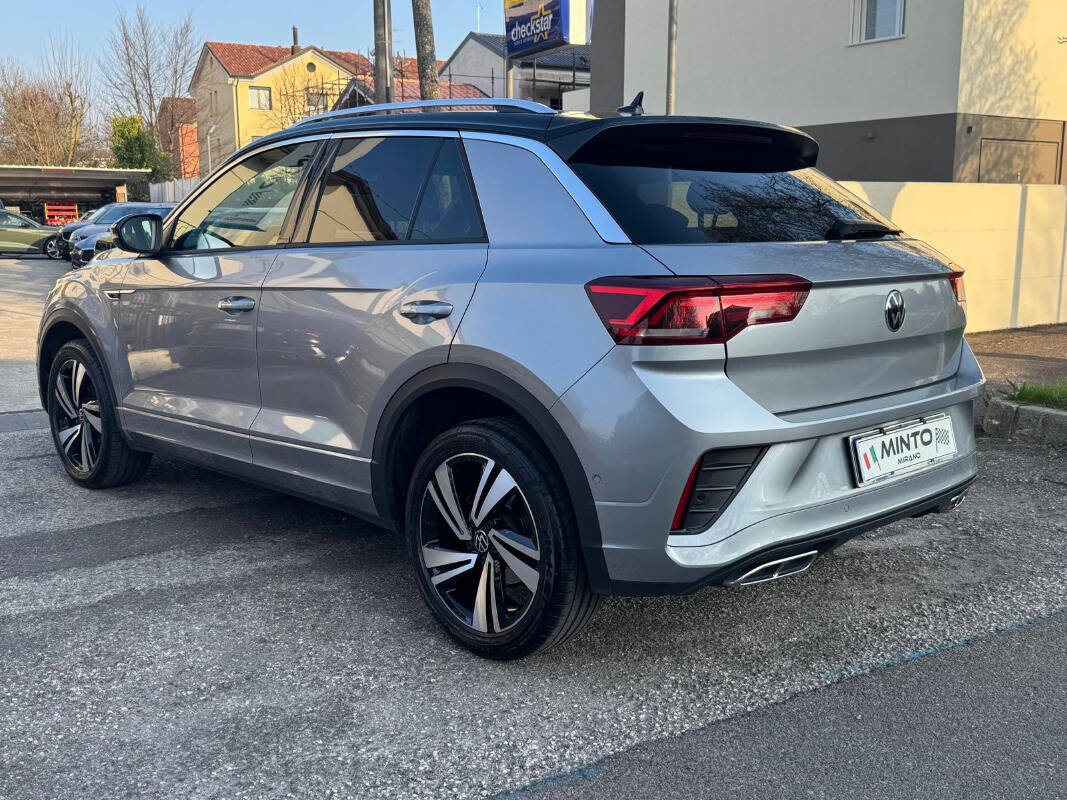 Volkswagen T-Roc 1.5 TSI ACT R-Line - foto 2 di 19
