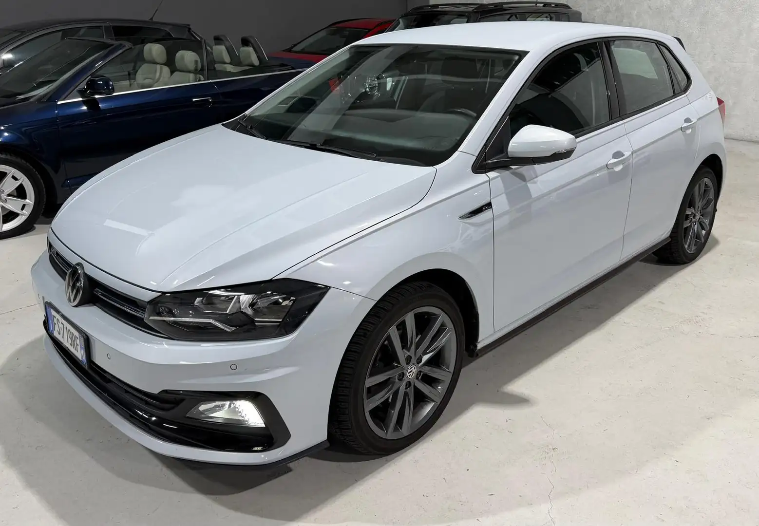 Volkswagen Polo 5p 1.6 tdi Highline 95cv - foto 3 di 4