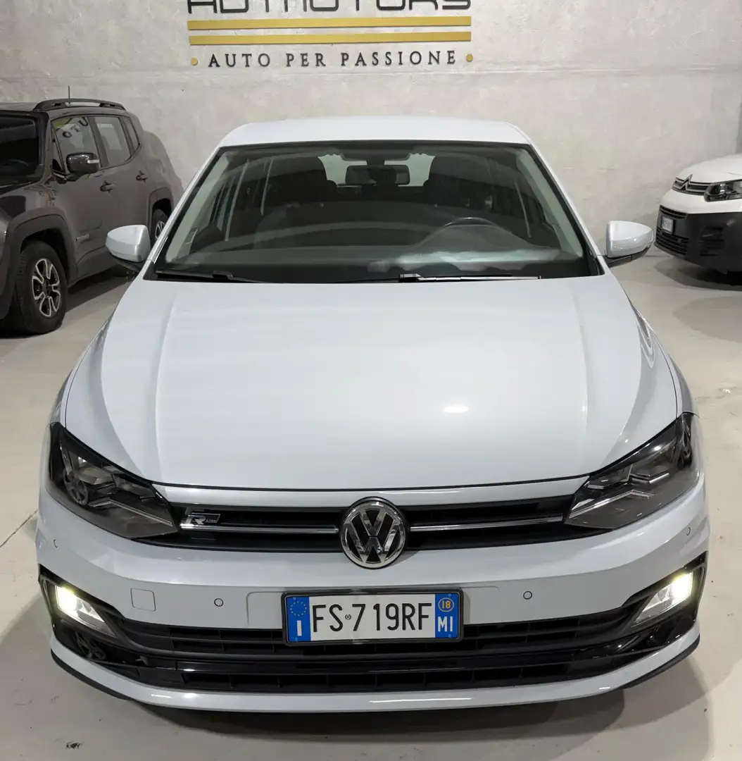 Volkswagen Polo 5p 1.6 tdi Highline 95cv - foto 2 di 4