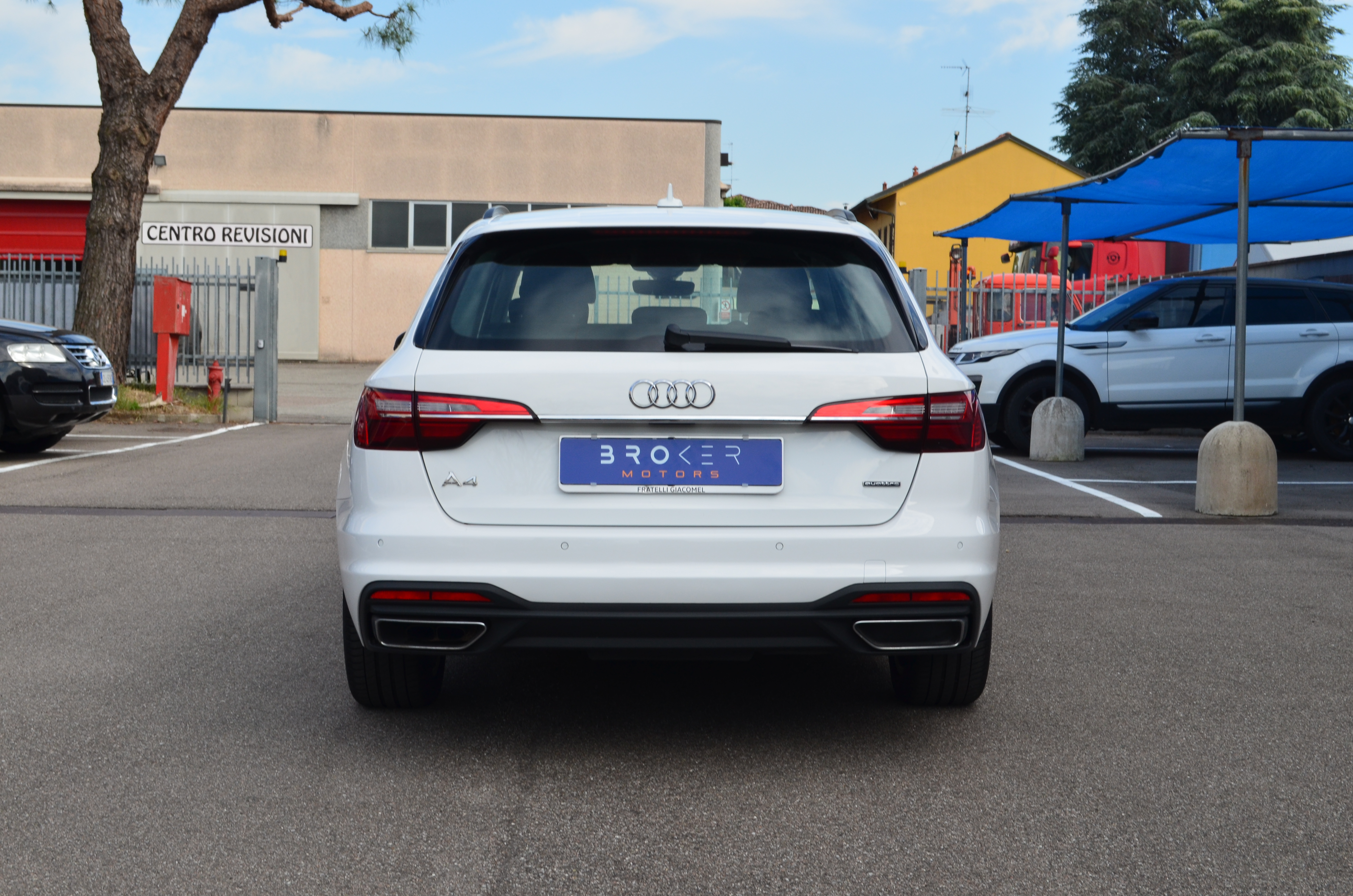 Audi A4 Avant 40 2.0 tdi Bus. Adv. quattro 190cv s-tronic - foto 3 di 4