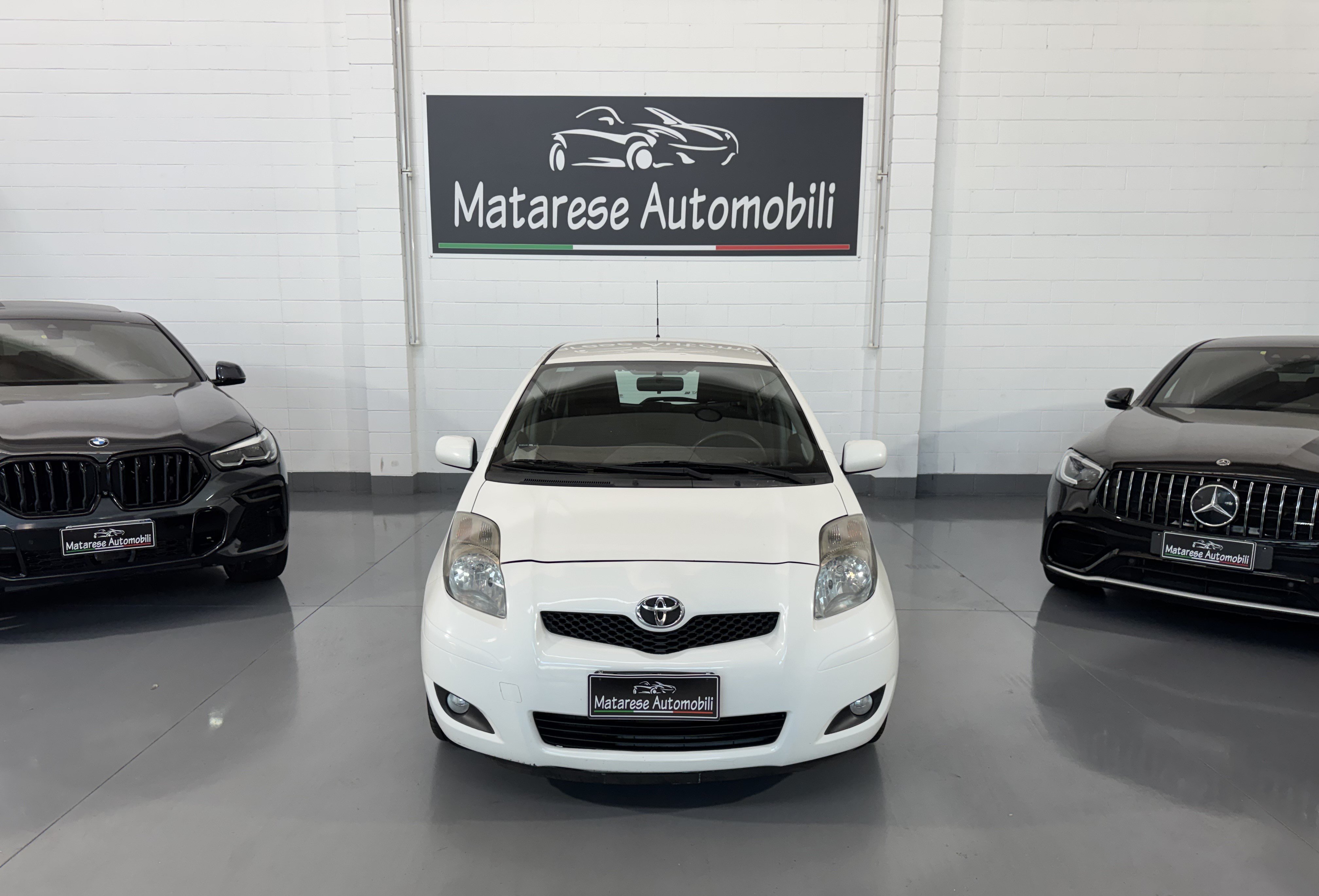 Toyota Yaris Sol 5p 1.3cc 100cv OK Neopatentati Automatica - foto 2 di 4