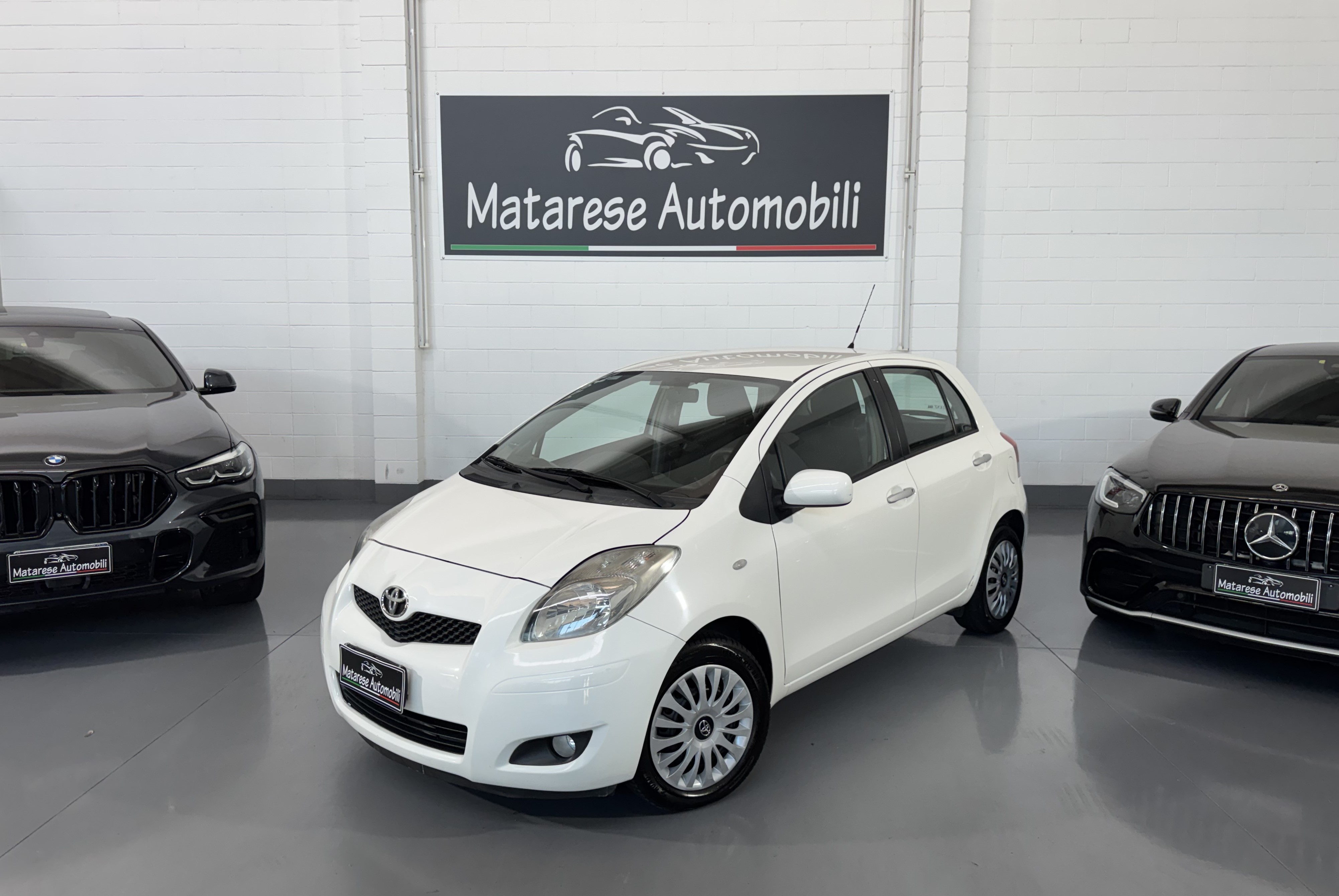 Toyota Yaris Sol 5p 1.3cc 100cv OK Neopatentati Automatica, del 2011, 162.530 km, in vendita a Cusago (MI)