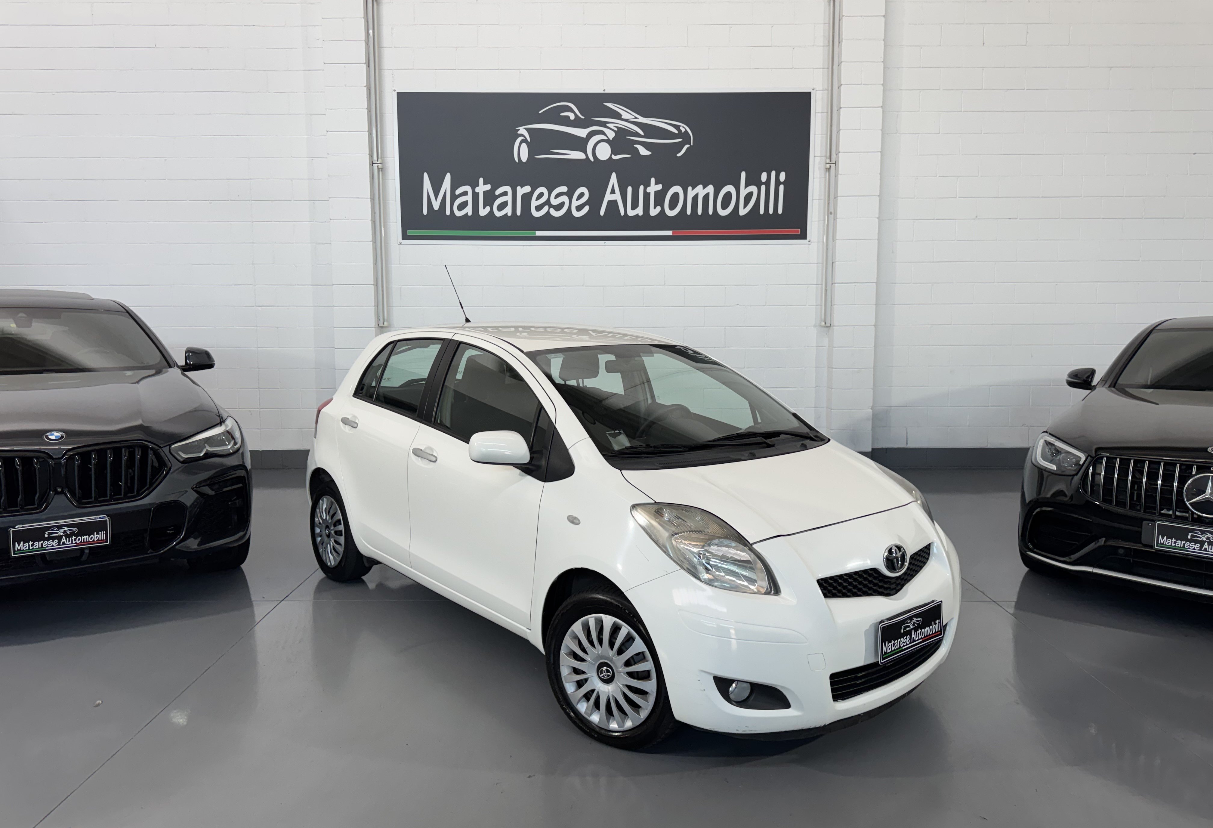 Toyota Yaris Sol 5p 1.3cc 100cv OK Neopatentati Automatica - foto 4 di 4