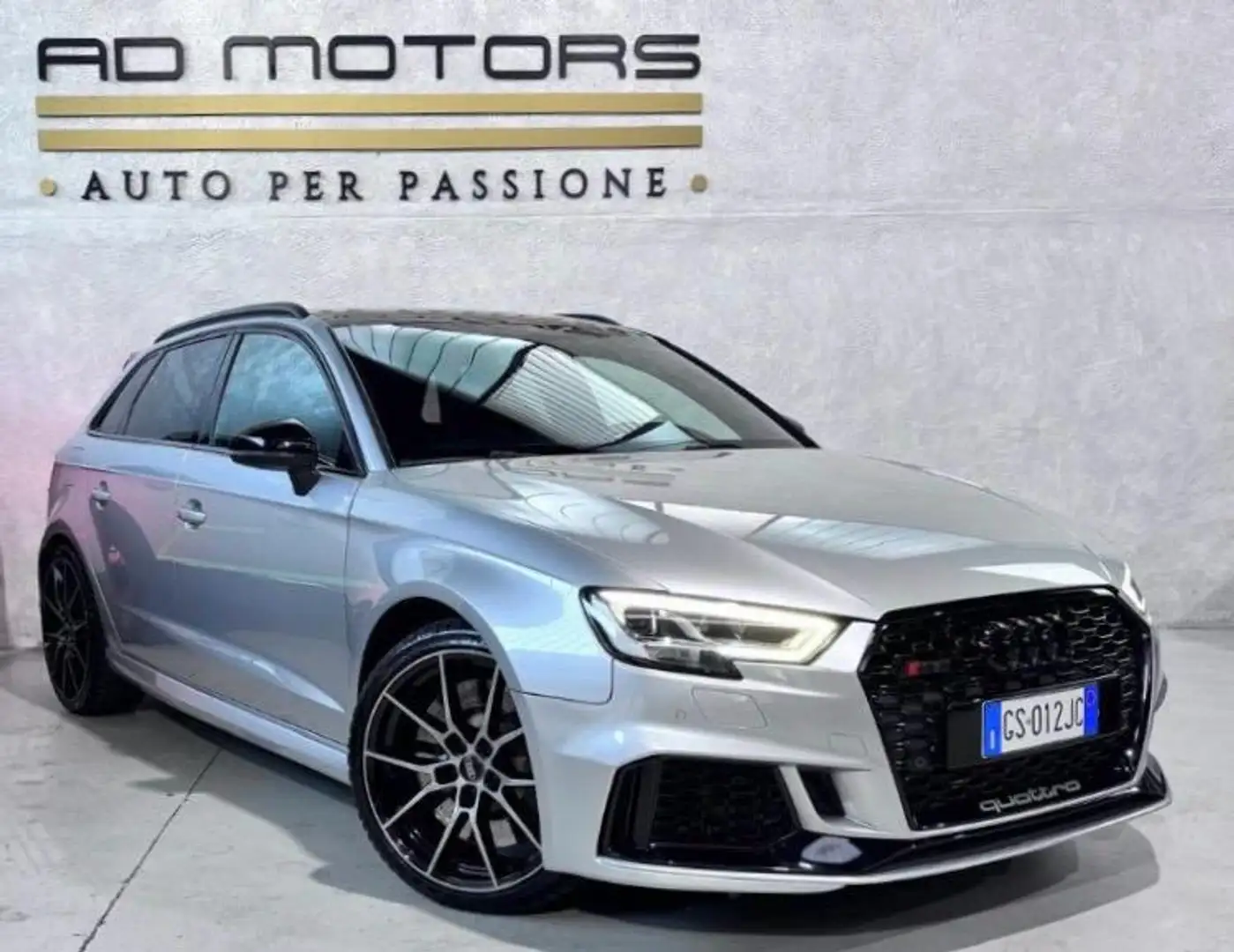 Audi RS3 Sportback 2.5 tfsi quattro s-tronic, del 2017, 74.000 km, in vendita a Bareggio (MI)