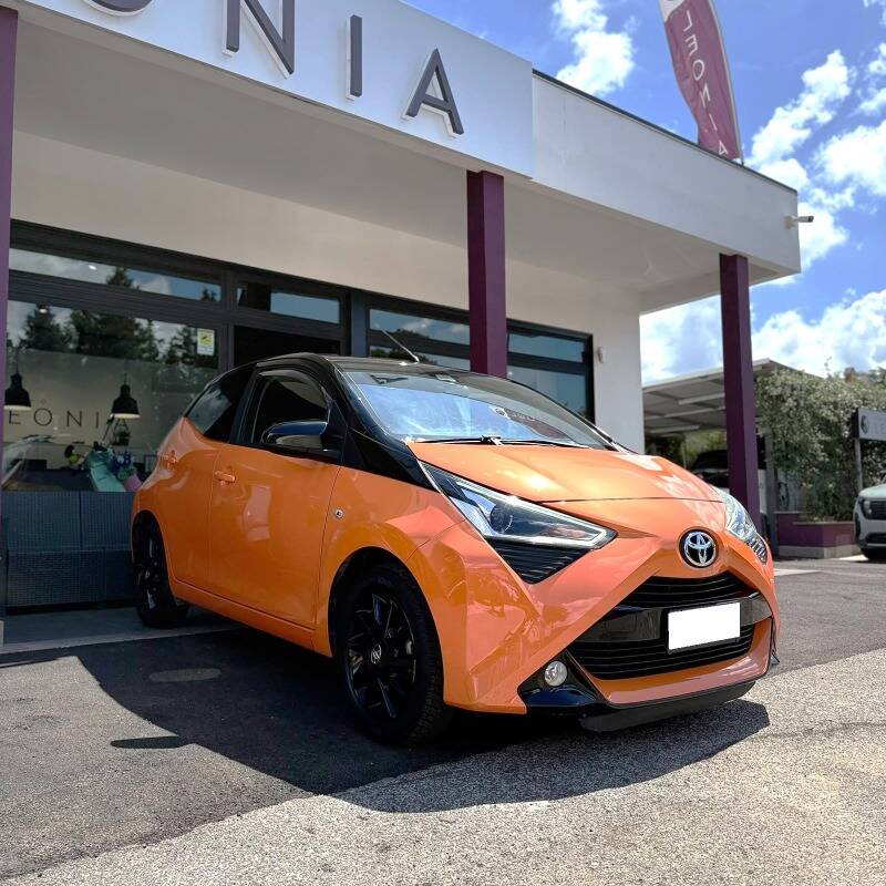 Toyota Aygo 1.0 x-wave Orange 72cv Usato a Frascati