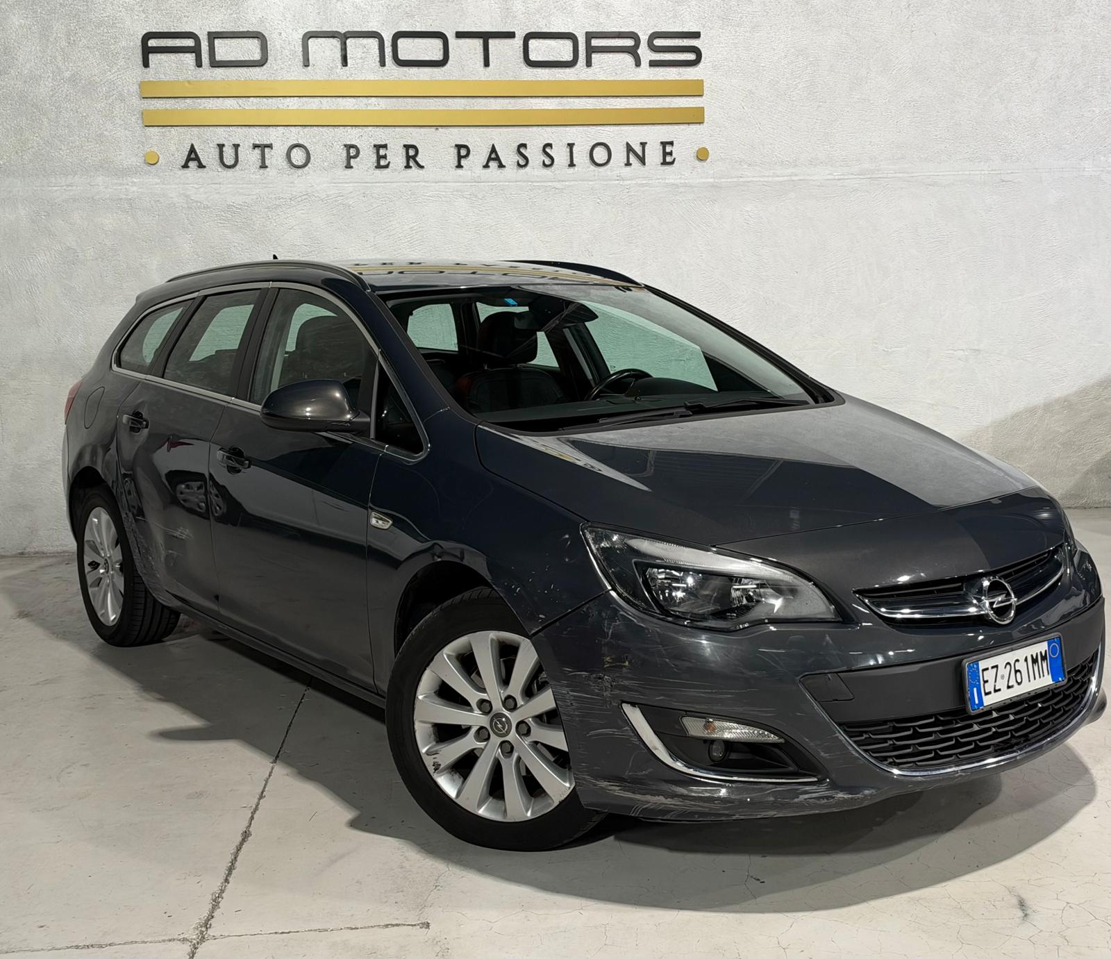 Opel Astra Diesel Manuale Neopatentati, del 2015, 160.000 km, in vendita a Bareggio (MI)