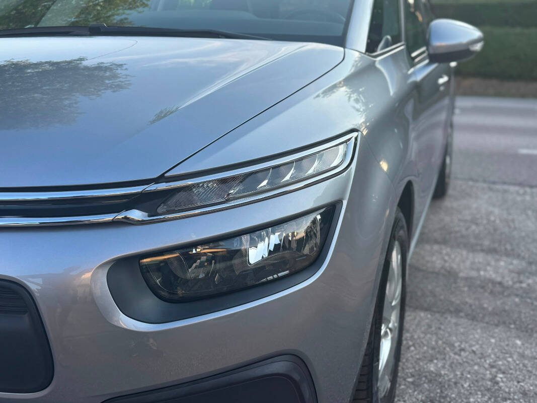 Citroen C4 SpaceTourer PureTech 130 S&S Feel - foto 5 di 19