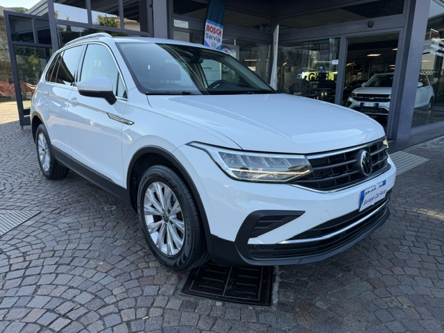 Volkswagen Tiguan 2.0 tdi Life 150cv dsg - foto 4 di 4