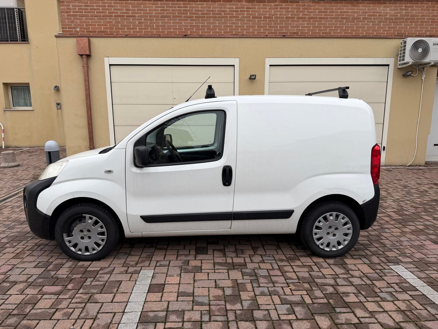 Peugeot - foto 4 di 14