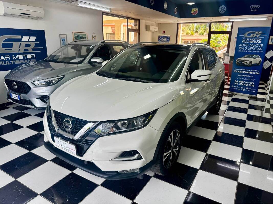 Nissan Qashqai 1.6 dci Tekna 2wd 130cv - foto 2 di 4
