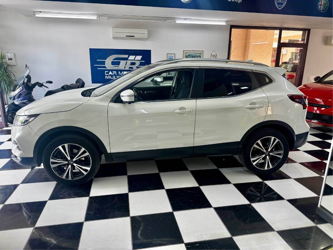 Nissan Qashqai 1.6 dci Tekna 2wd 130cv - foto 3 di 4