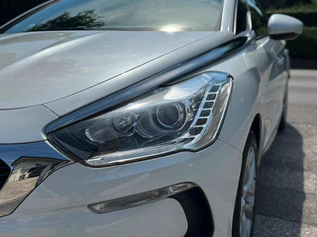 DS Automobiles DS 5 THP 165 S&S EAT6 Sport Chic - foto 5 di 20