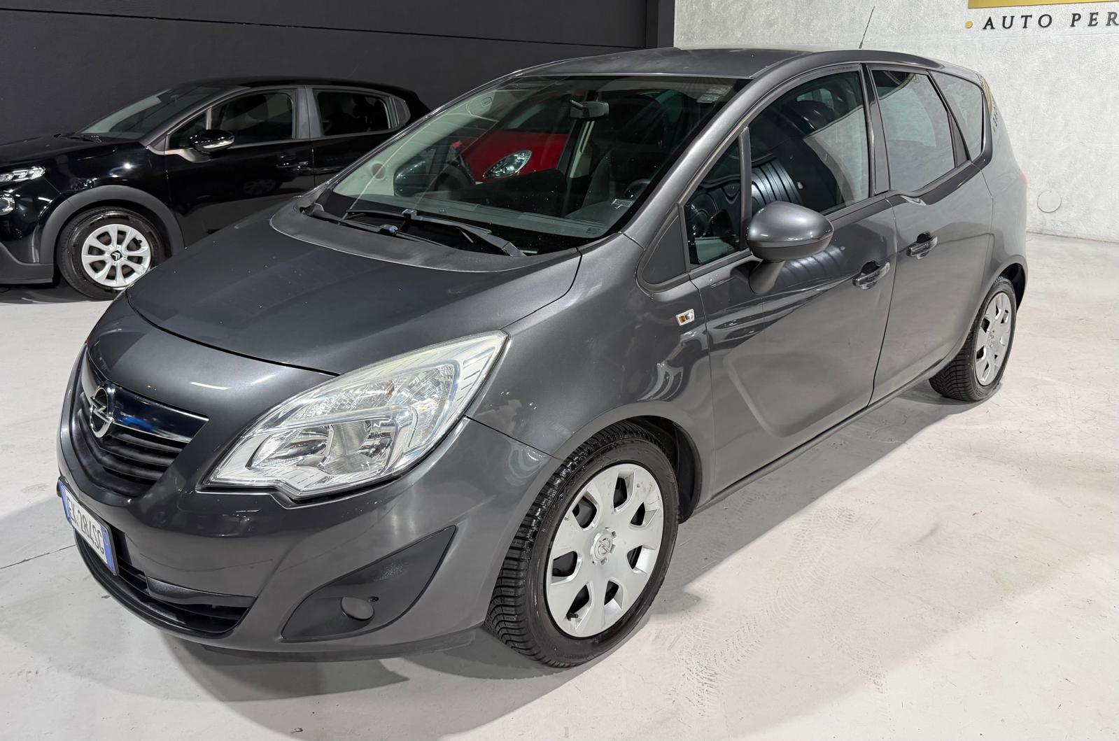 Opel Meriva 1.3 cdti Cosmo Diesel Neopatentati - foto 3 di 4
