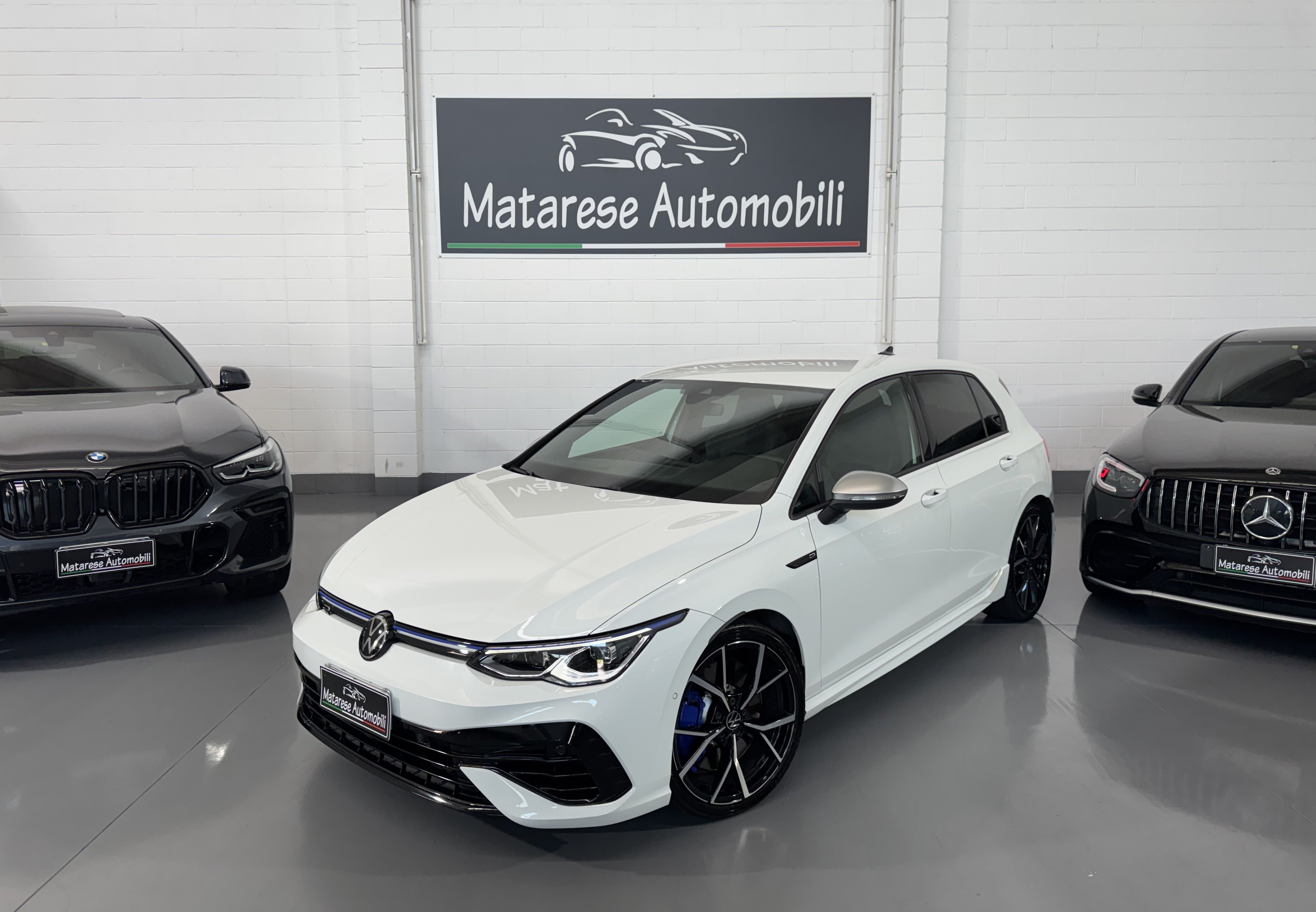 Volkswagen Golf 8 R 4Motion DSG 2.0cc 320cv Tagliandi ufficiali IVA esposta PREZZO REALE, del 2024, 67.558 km, in vendita a Cusago (MI)