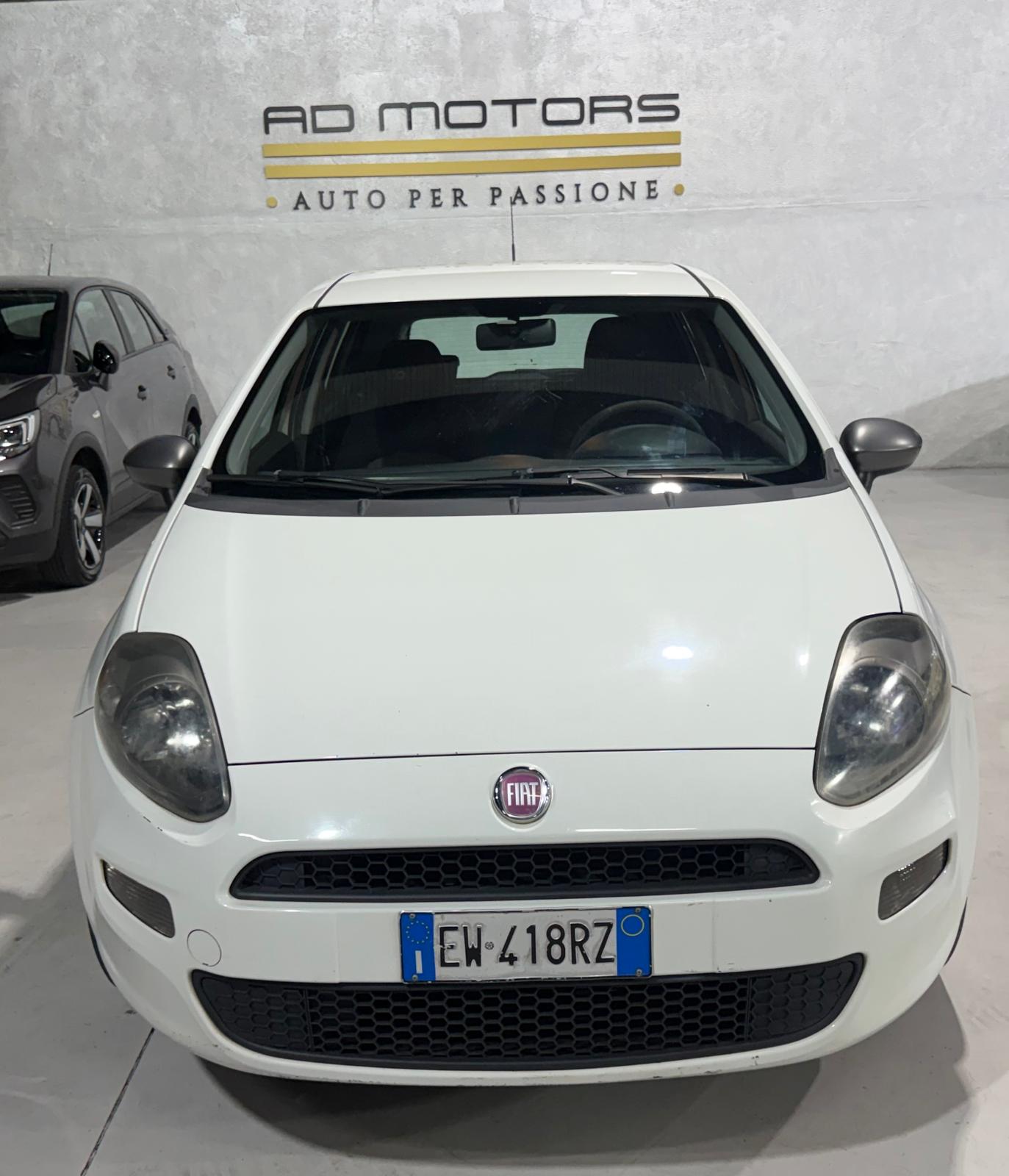 Fiat Punto 5p 1.4 easypower Street Gpl E6 Gpl valido fino 2034 Neopatentati - foto 2 di 4