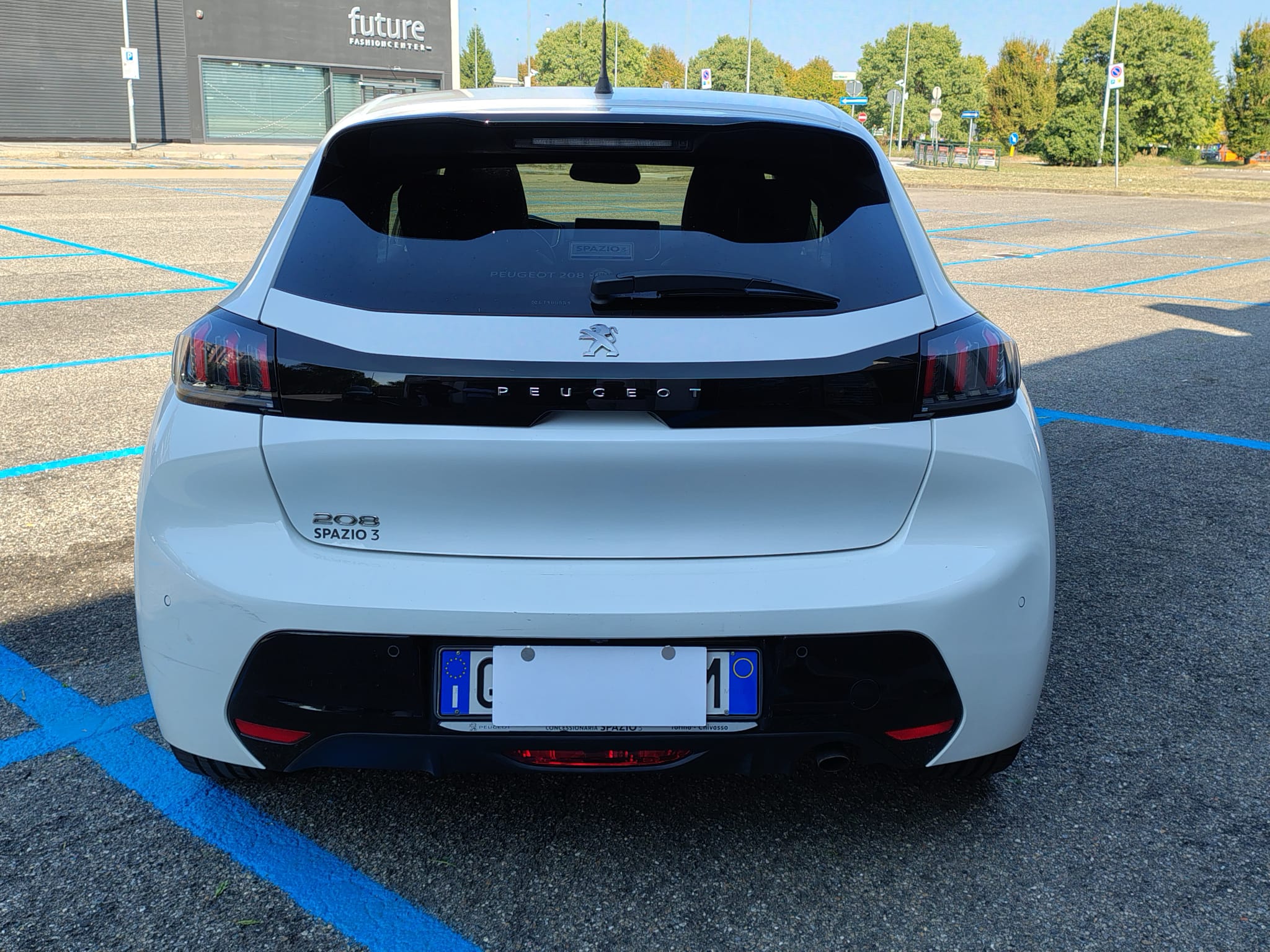 Peugeot 208 1.2 puretech Allure s&s 100cv eat8 my20 - foto 4 di 4