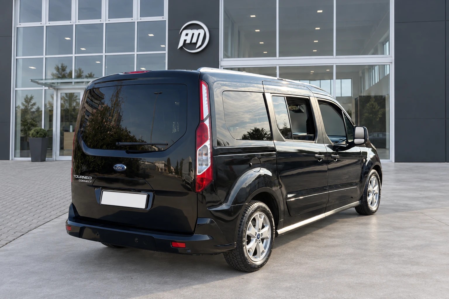 Ford Tourneo Connect II 230 E6 2015 Tourneo Connect 1.5 TDI 7 POSTI - foto 4 di 4