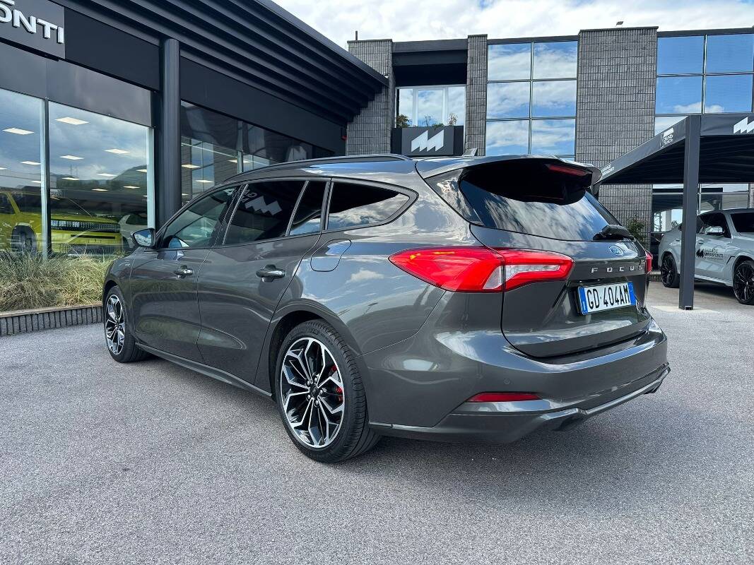 Ford Focus 1.5 ecoblue ST-Line s&s 120cv - foto 4 di 18
