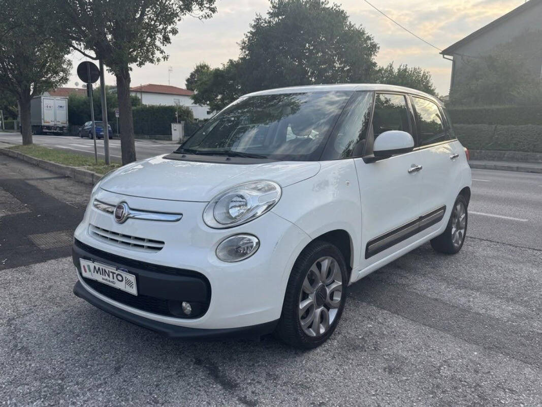 Fiat 500L 1.4 Lounge 95cv, del 2014, 190.000 km, in vendita a Mirano (VE)