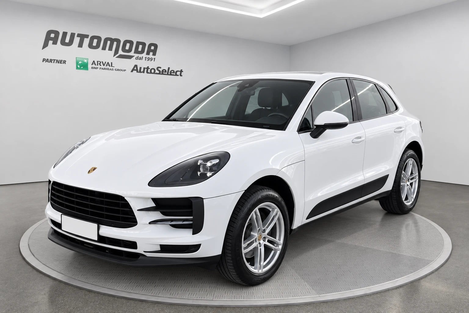 Porsche Macan 2.0 245cv pdk, del 2020, 88.450 km, in vendita a San Miniato (PI)