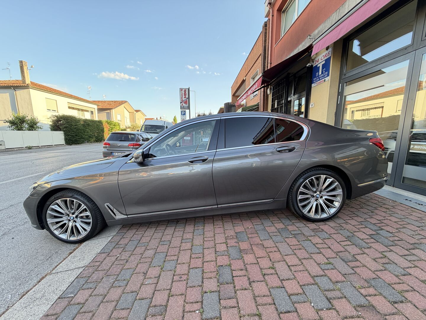 BMW 730 730d xdrive Luxury auto - foto 4 di 31