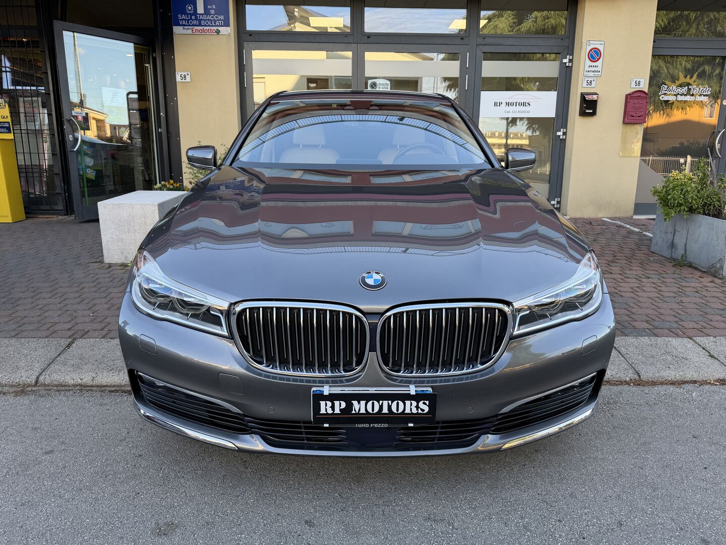 BMW 730 730d xdrive Luxury auto - foto 2 di 31