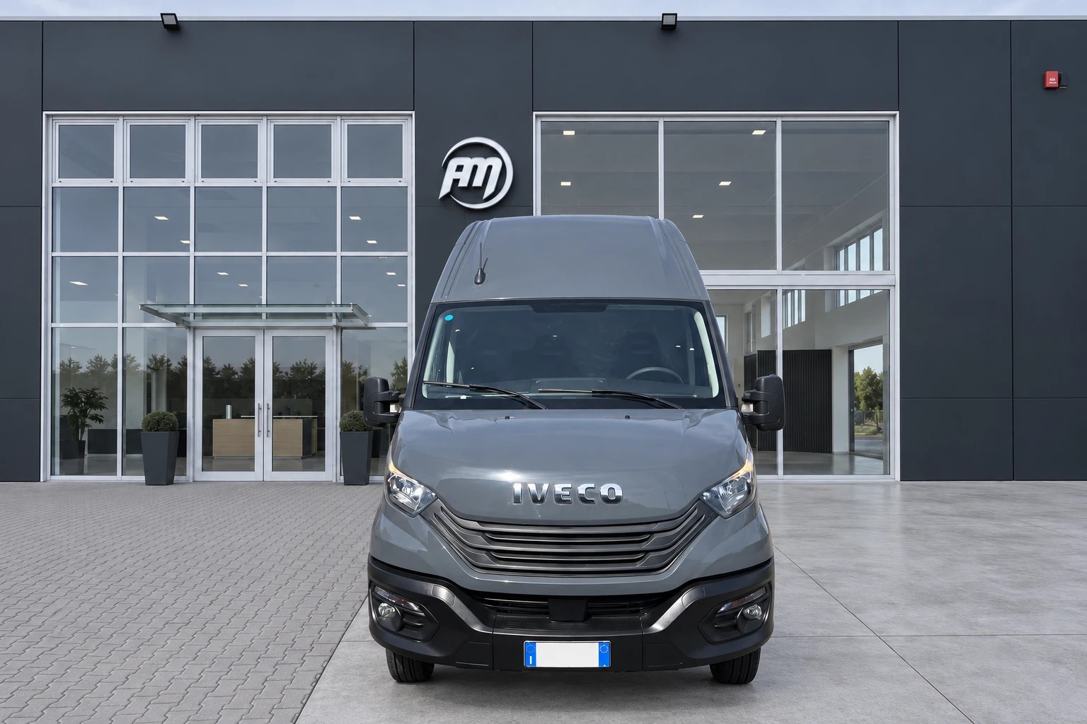Iveco Daily V 35.18 HI-MATIC 2022 Daily 35C18H 4100 L4H3 ALLESTITO KM0 - foto 2 di 4