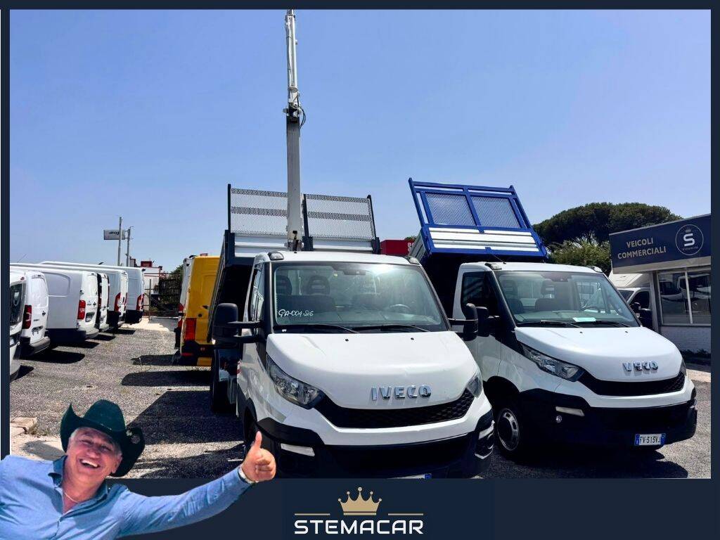 Iveco Daily 60C15 3.0 150CV RIBALT GRU, del 2016, 372.114 km, in vendita a Roma (RM)