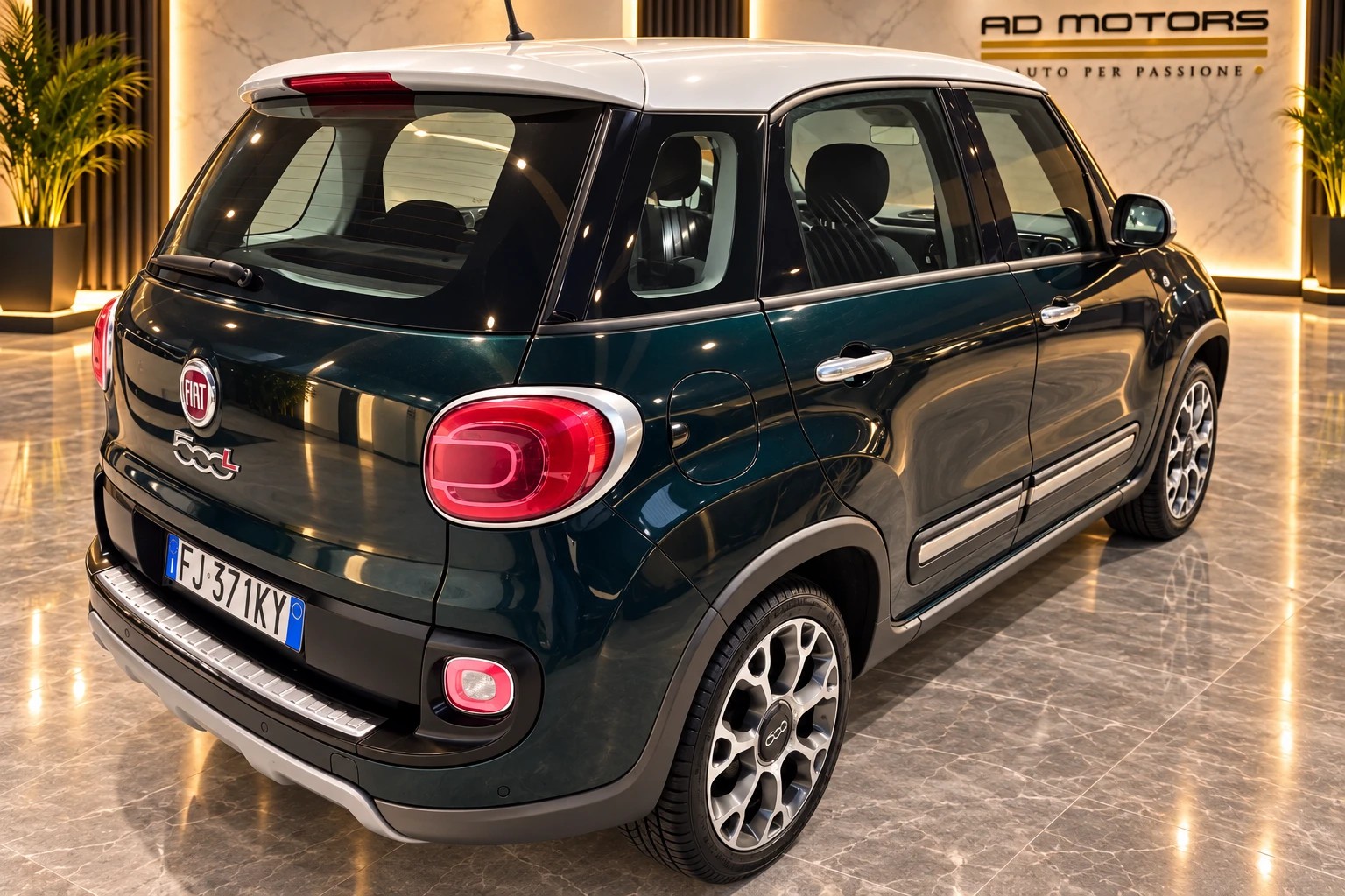 Fiat 500L 1.3 mjt Trekking 95cv Benzina Neopatentati - foto 4 di 4