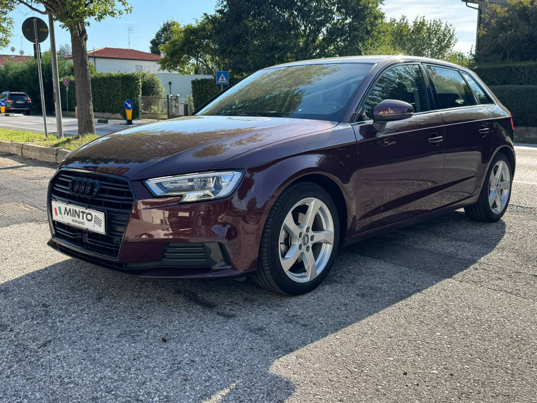 Audi A3 A3 SB 1.5 tfsi Design 150cv, del 2018, 92.300 km, in vendita a Mirano (VE)