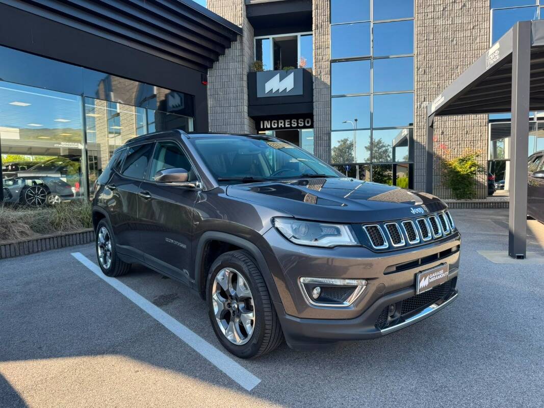 Jeep Compass 1.6 mjt Limited 2wd 120cv my19 - foto 2 di 18