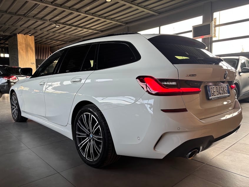BMW 330 330e Touring xdrive Msport IVA ESPOSTA - foto 2 di 4