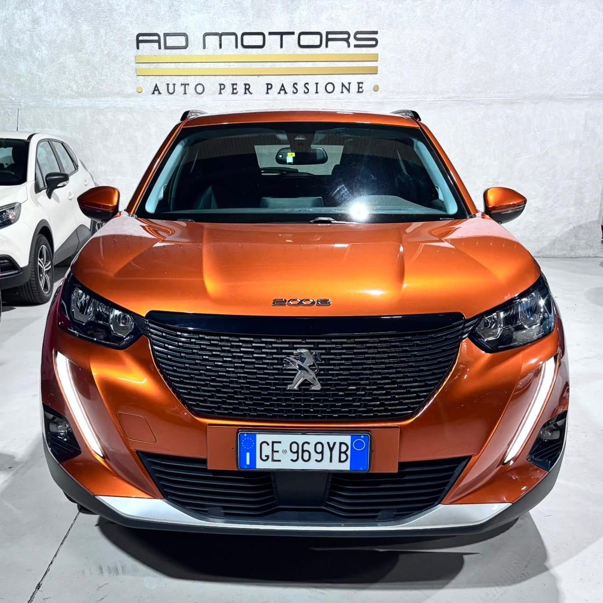 Peugeot 2008 Benzina+Euro 6+Neopatentati+4 Stagioni - foto 2 di 4