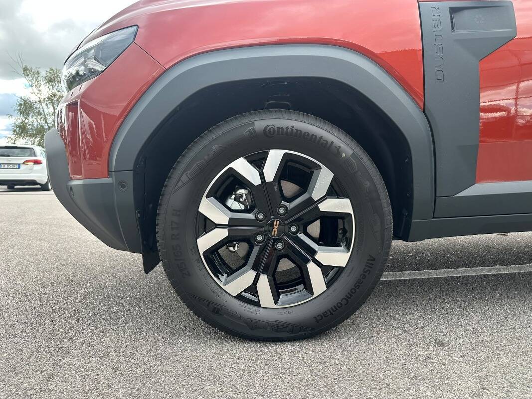 Dacia Duster 1.2 mild hybrid Extreme 4x4 130cv - KM0 - foto 5 di 18