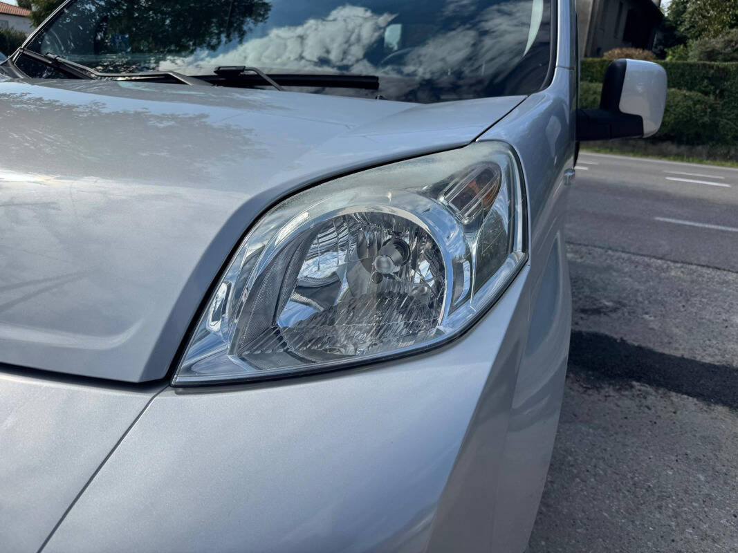 Fiat Qubo 1.4 8v natural power Dynamic 70cv - foto 5 di 19
