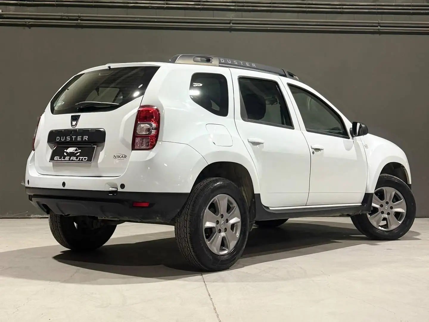Dacia Duster 1.6 Laureate Family 4x2 s&s 115cv - foto 4 di 4