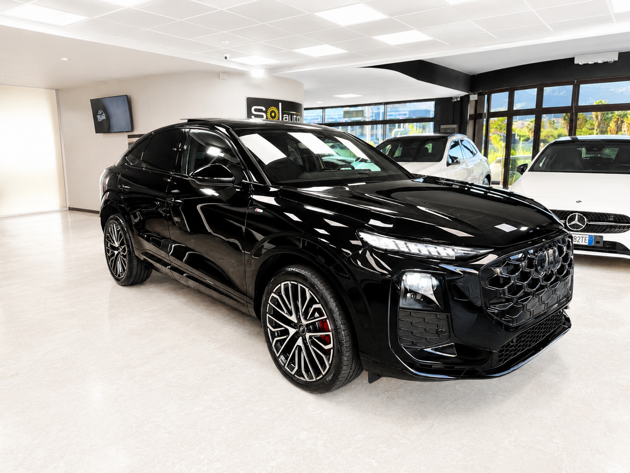 Audi Q3 2.0 tdi S line edition 150cv s-tronic - foto 4 di 13