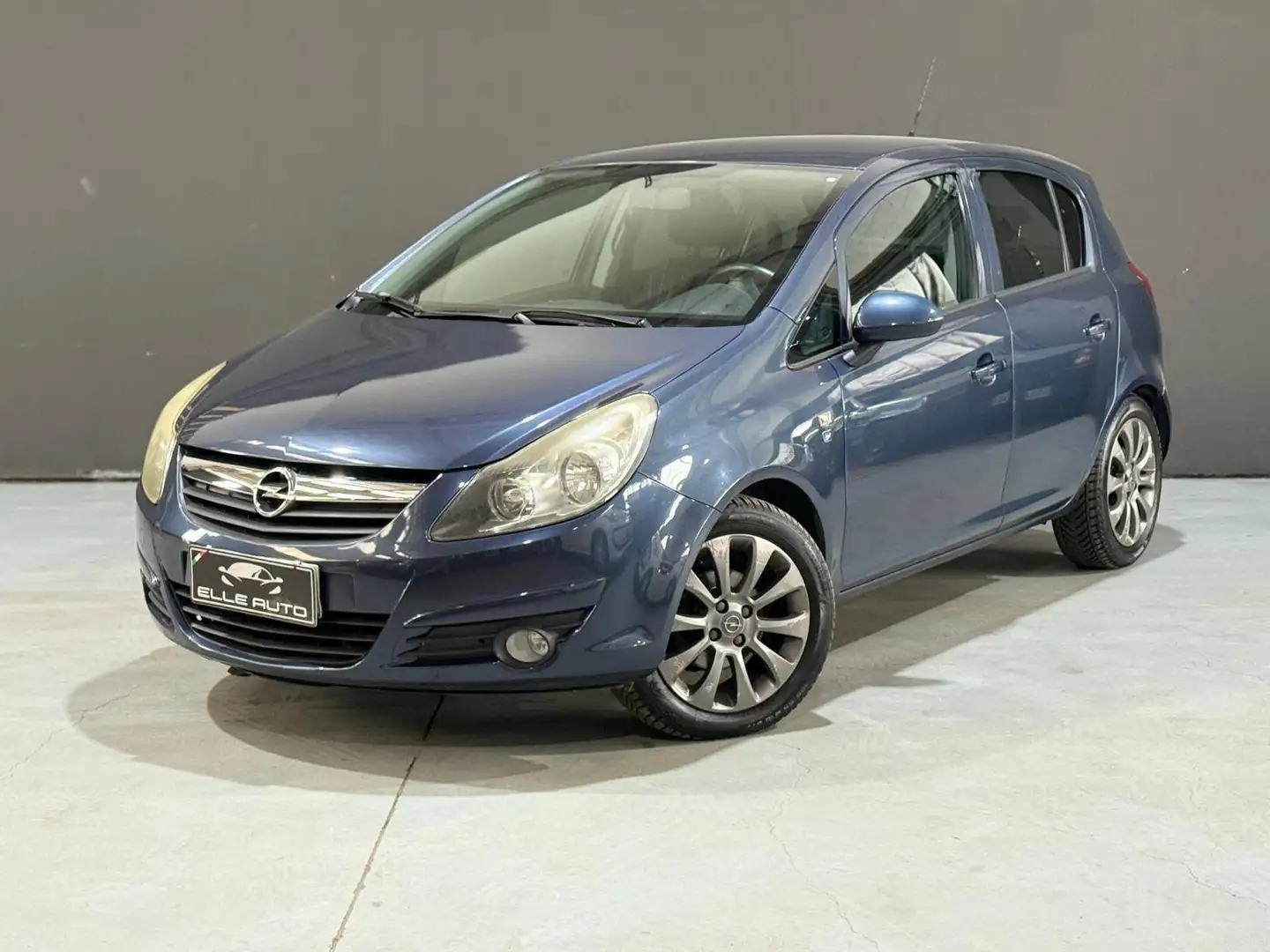 Opel Corsa 3p 1.2 Enjoy c/radio, del 2010, 126.000 km, in vendita a Cornaredo (MI)
