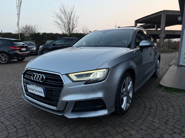 Audi A3 Sportback 35 2.0 tdi Admired 150cv s-tronic - foto 2 di 4