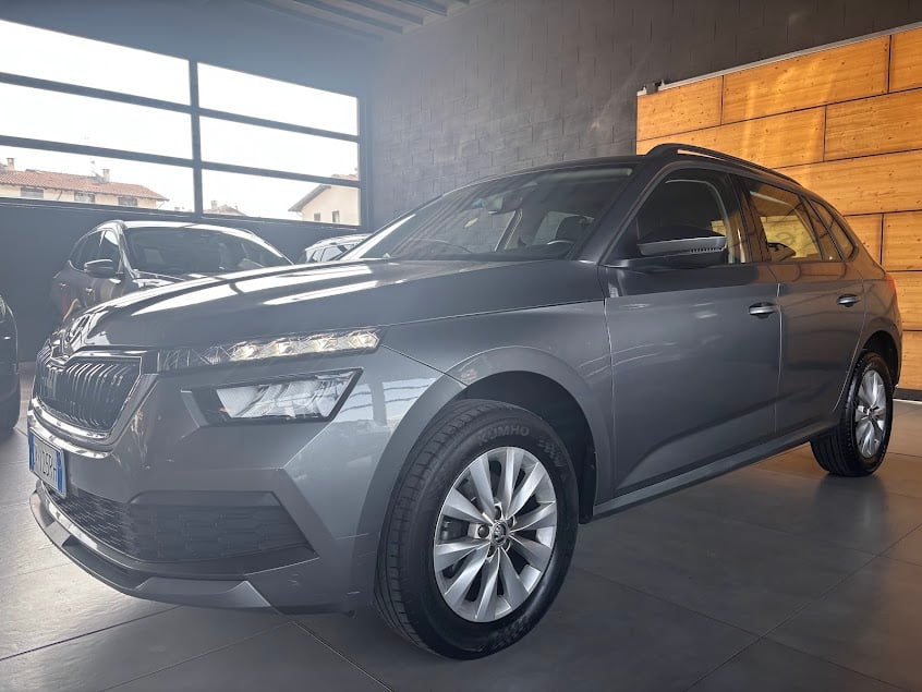 Skoda Kamiq 1.0 tsi Ambition 110cv dsg NEOPATENTATI, del 2022, 86.803 km, in vendita a Vermezzo con Zelo (MI)