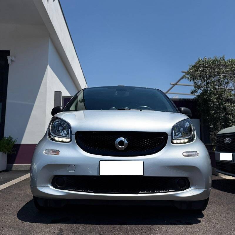 smart forTwo 1.0 Passion 71cv twinamic - foto 2 di 19