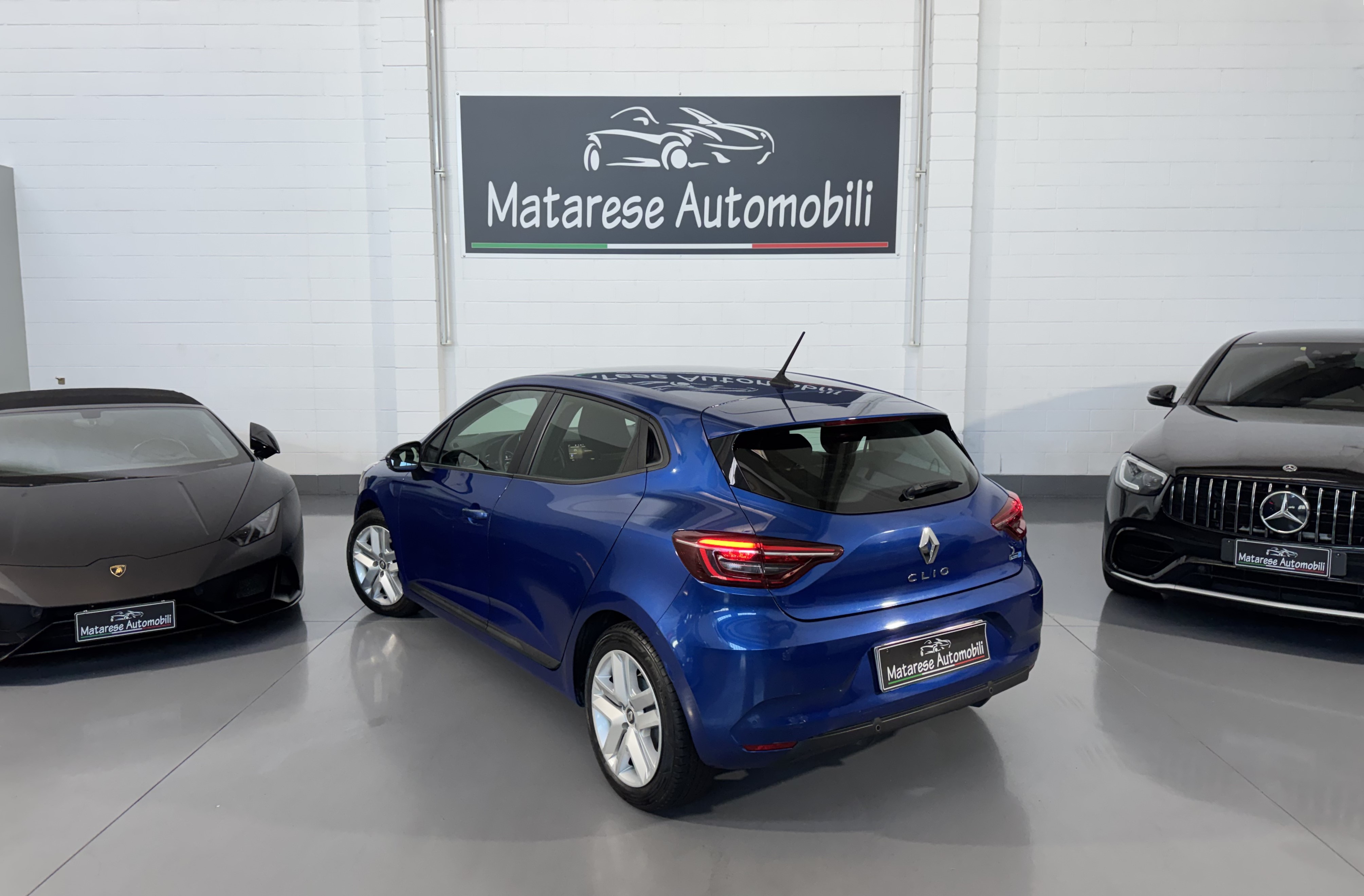 Renault Clio E-Tech Hybrid 1.6cc 140cv Automatica CarPlay - foto 3 di 4