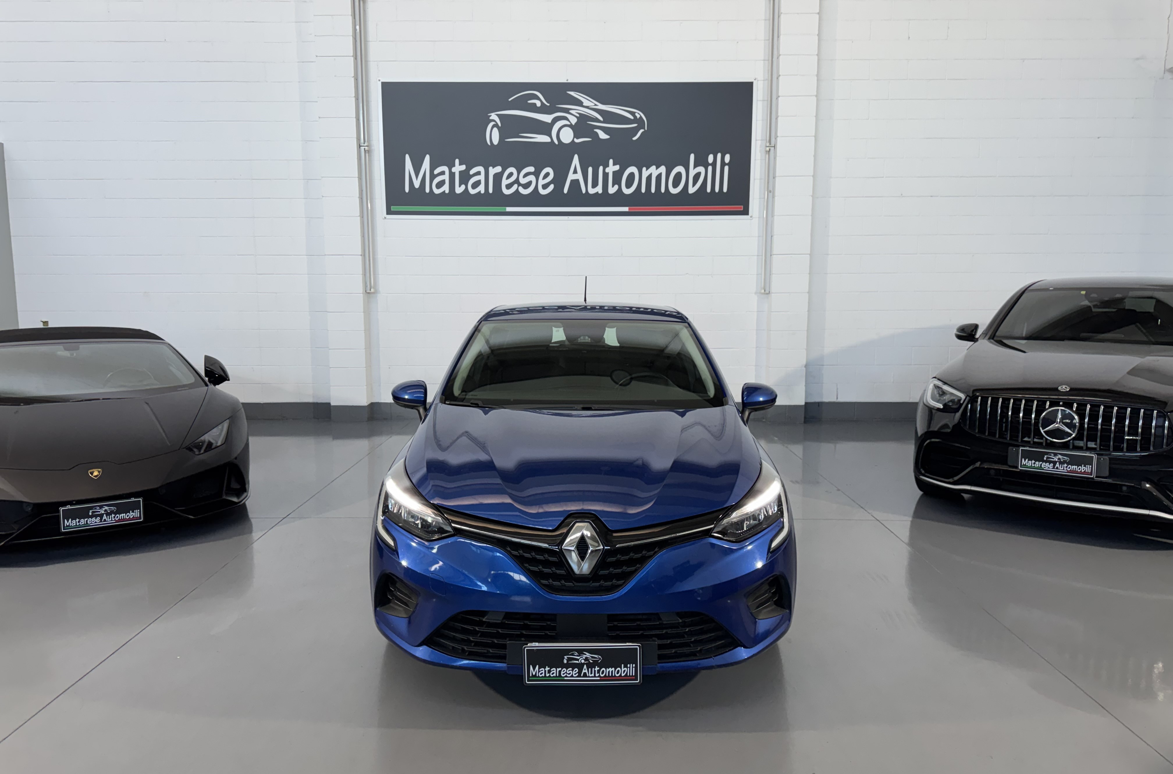 Renault Clio E-Tech Hybrid 1.6cc 140cv Automatica CarPlay - foto 2 di 4