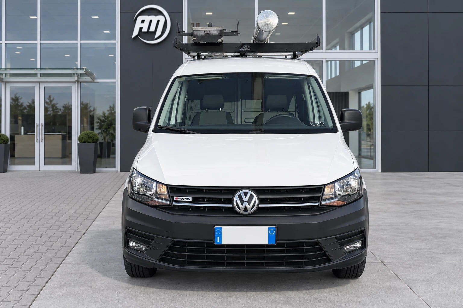Volkswagen Caddy IV 2015 Caddy 2.0 TDI 4MOTION 4X4 ALLESTITO G.TRAINO - foto 2 di 4