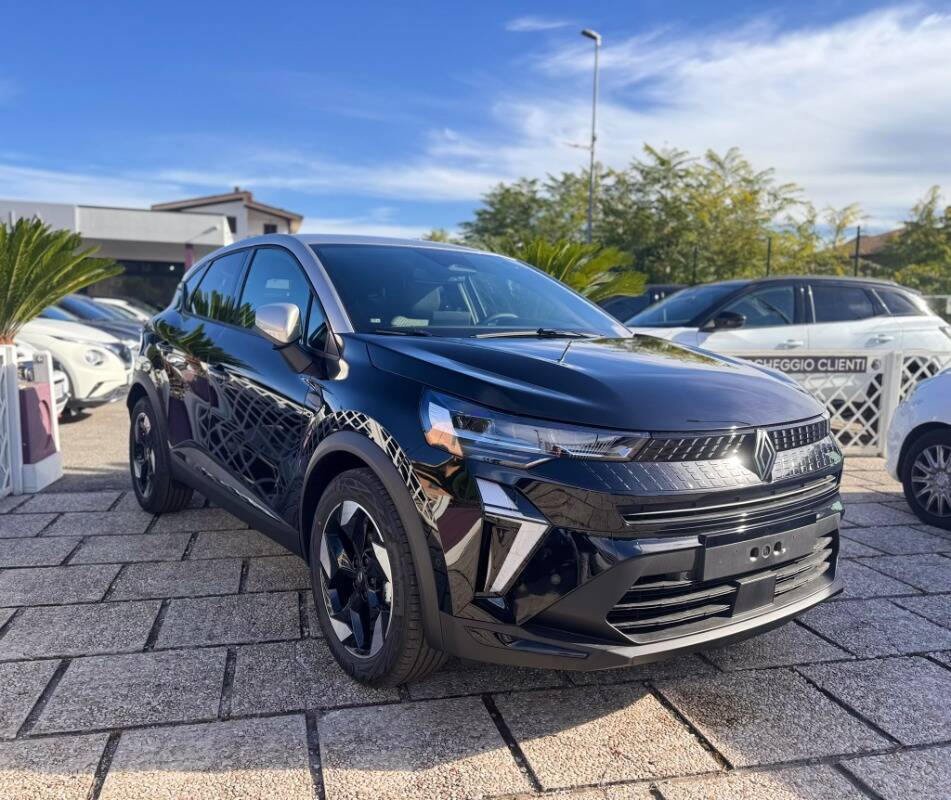 Renault Captur 1.2 eco-g Techno 120cv chilometri zero, del 2026, 5 km, in vendita a Frascati (RM)